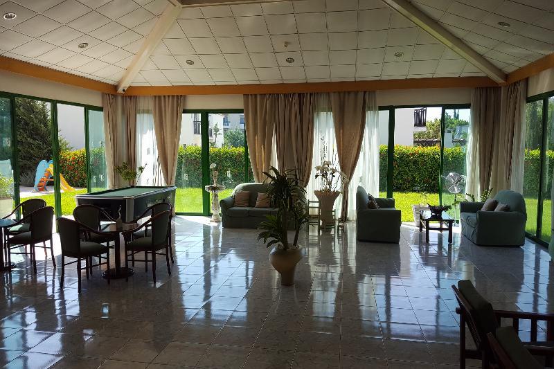 Mandalena Hotel Apartments Protaras Extérieur photo